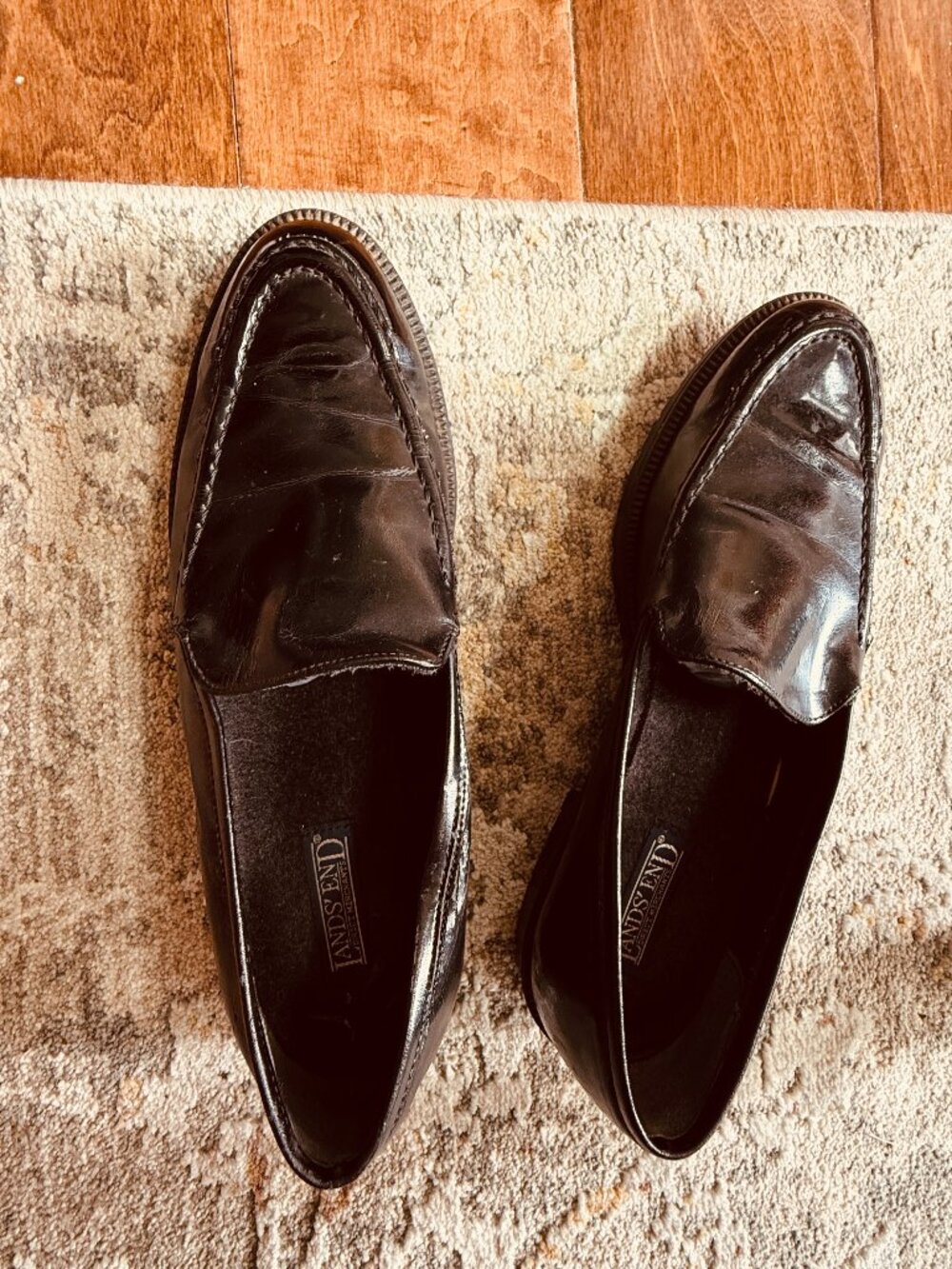 LANDS END WOMEN'S BLACK LEATHER LOAFERS - SZ 9